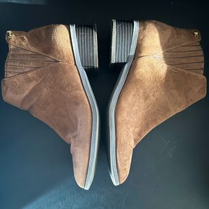 Liz Claiborne Brown Ankle Boots Sz 8M Women’s